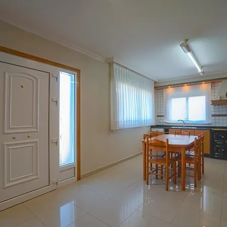 Vakantiehuis A Casa Da Tia Babel