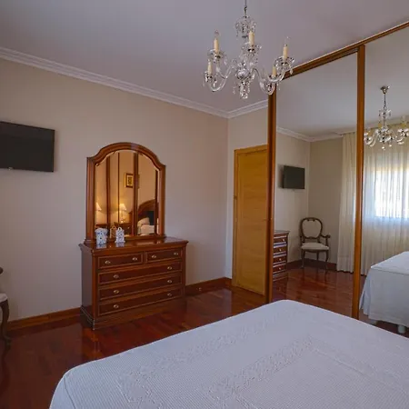 A Casa Da Tia Babel O Casal